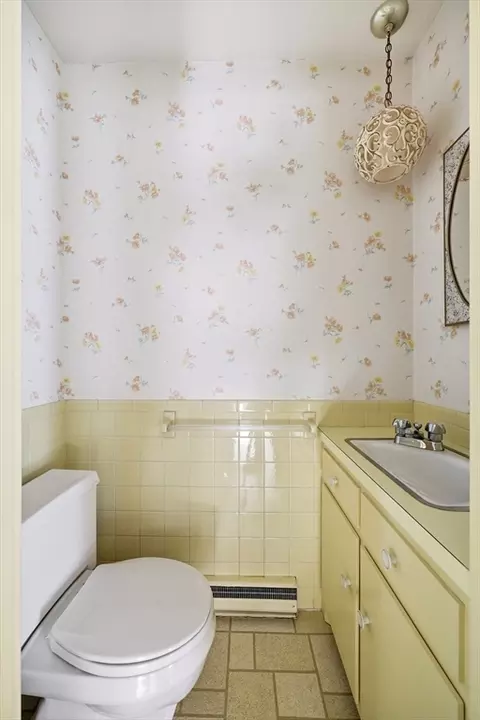 1303 Plumtree Rd, Springfield, MA 01119 photo 12