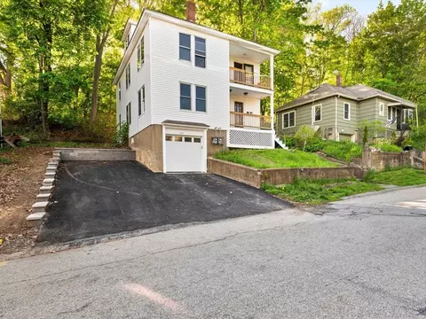 171 Sherman St, Gardner, MA 01440