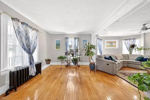 Living - 710 High St, Fall River, MA 02720 photo 2 of 5