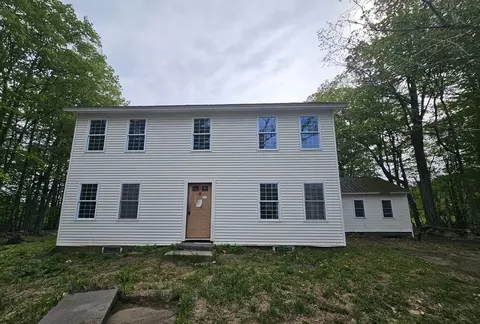 1 Crane Rd, Chester, MA 01011