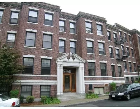 110 Lanark Rd #5, Boston, MA 02135