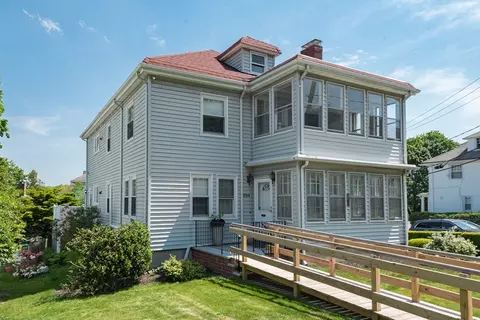 204 Walpole St, Norwood, MA 02062