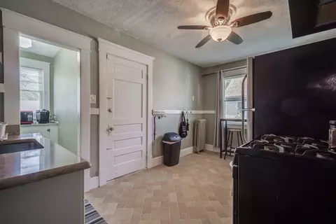 65-67 Ardmore St, Springfield, MA 01104 photo 4