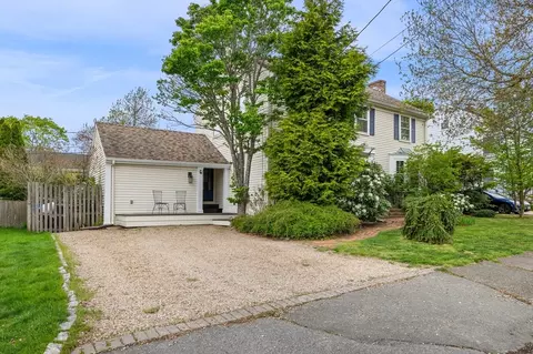 Other - 26 Pickwick Rd, Marblehead, MA 01945 photo 2 of 7