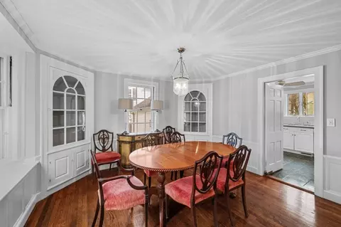 Dining - 26 Pickwick Rd, Marblehead, MA 01945 photo 2 of 4