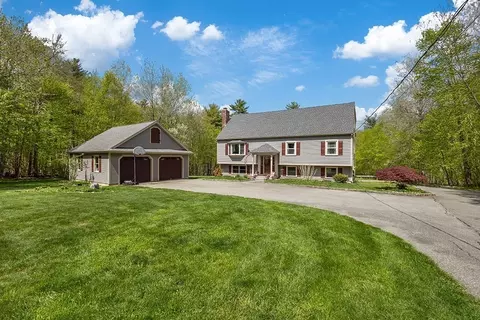 2 Howard Ln, Lakeville, MA 02347