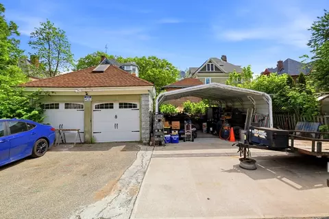 Exterior - 151 Bowdoin St, Springfield, MA 01109 photo 14 of 14