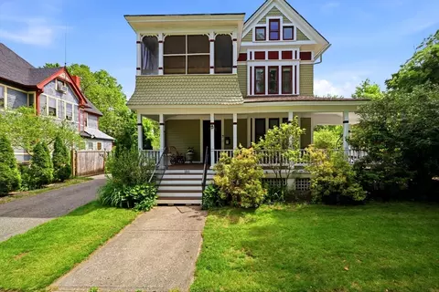 Exterior - 151 Bowdoin St, Springfield, MA 01109 photo 2 of 14