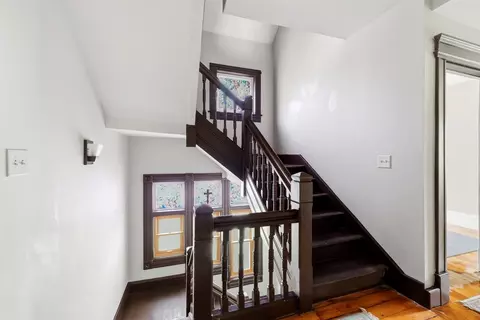 Entry Way - 151 Bowdoin St, Springfield, MA 01109 photo 3 of 3