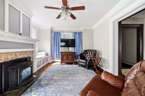 Living - 151 Bowdoin St, Springfield, MA 01109 photo 1 of 4