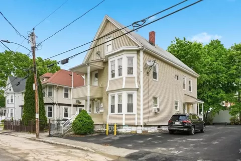 155-157 Tenney St, Methuen, MA 01844