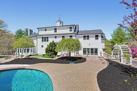 Other - 175 Pleasant St, Upton, MA 01568 photo 1 of 7