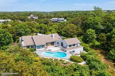 7 Turnstone Rd, Truro, MA 02652