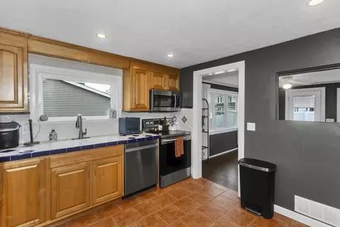 Kitchen - 22 Audley Rd, Springfield, MA 01118 photo 2 of 3