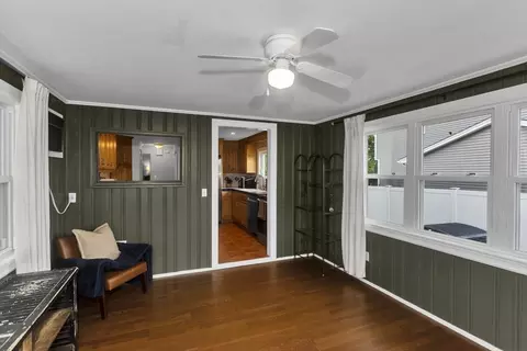 Entry Way - 22 Audley Rd, Springfield, MA 01118 photo 4 of 4