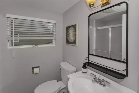 Bath - 22 Audley Rd, Springfield, MA 01118 photo 2 of 2