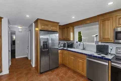 Kitchen - 22 Audley Rd, Springfield, MA 01118 photo 1 of 3