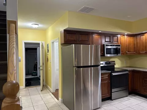 Entry Way - 42 Ernest Ave, Worcester, MA 01604 photo 1 of 4