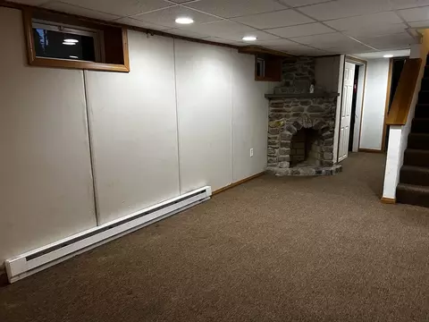 Living - 42 Ernest Ave, Worcester, MA 01604 photo 5 of 6