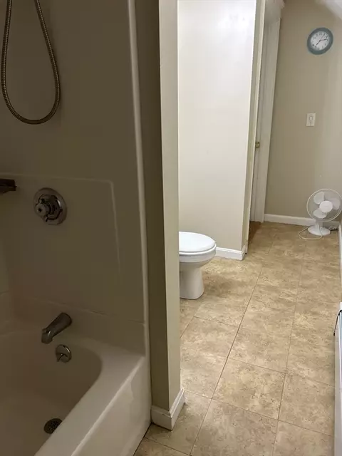 Bath - 42 Ernest Ave, Worcester, MA 01604 photo 2 of 2
