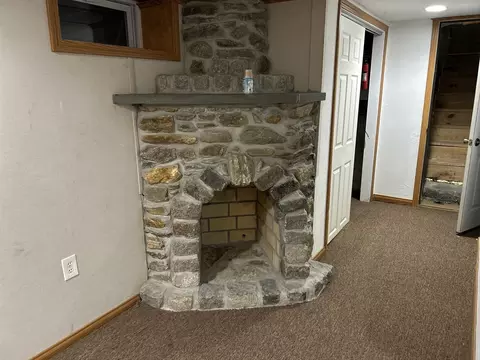 Living - 42 Ernest Ave, Worcester, MA 01604 photo 2 of 6