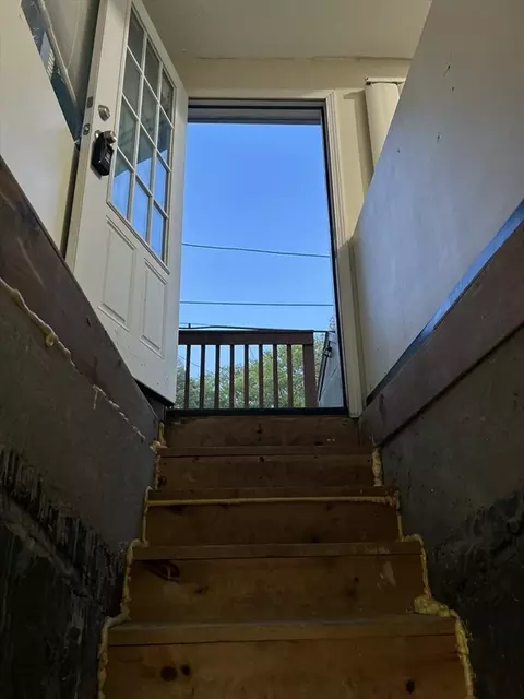 Entry Way - 42 Ernest Ave, Worcester, MA 01604 photo 3 of 4