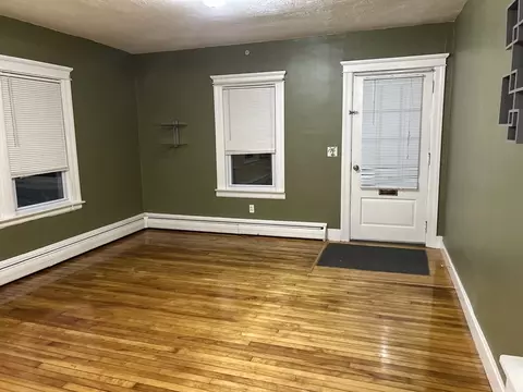 Living - 42 Ernest Ave, Worcester, MA 01604 photo 3 of 6