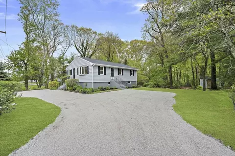 499 South St, Holbrook, MA 02343