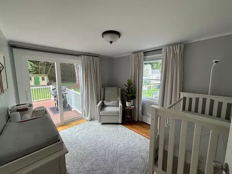 Bedroom - 20 Pinevale Ave, Reading, MA 01867 photo 2 of 2