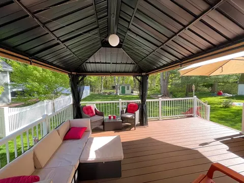 Exterior - 20 Pinevale Ave, Reading, MA 01867 photo 4 of 4