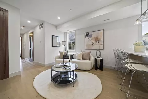 273 Havre #4, Boston, MA 02128