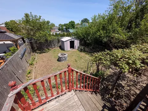 Exterior - 178 County St, Fall River, MA 02723 photo 2 of 4