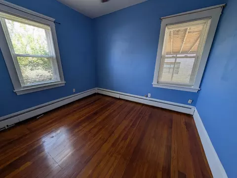 Bedroom - 178 County St, Fall River, MA 02723 photo 2 of 3