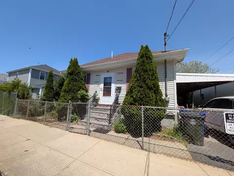 178 County St, Fall River, MA 02723
