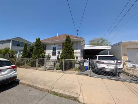 Exterior - 178 County St, Fall River, MA 02723 photo 4 of 4