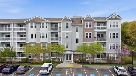 130 Trotter Rd #1212, Weymouth, MA 02190