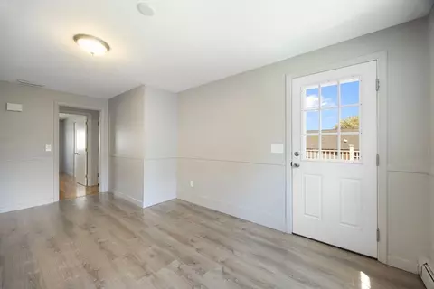 Living - 44 White St, Chicopee, MA 01013 photo 1 of 5