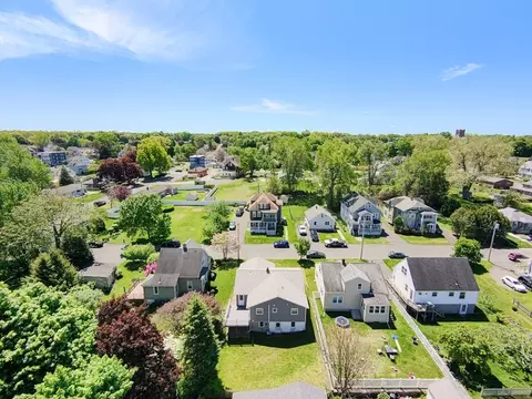 View/Area - 44 White St, Chicopee, MA 01013 photo 4 of 4