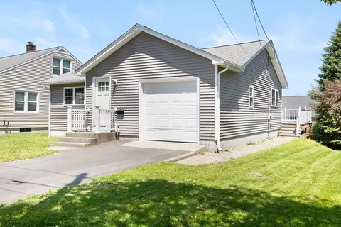Exterior - 44 White St, Chicopee, MA 01013 photo 6 of 8