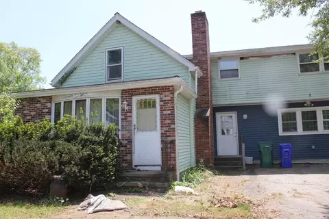 39 Division St, Attleboro, MA 02703
