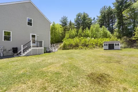 Exterior - 4 Brookside Dr, Douglas, MA 01516 photo 5 of 7
