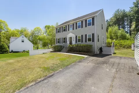 Exterior - 4 Brookside Dr, Douglas, MA 01516 photo 2 of 7