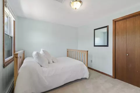Bedroom - 4 Brookside Dr, Douglas, MA 01516 photo 6 of 7
