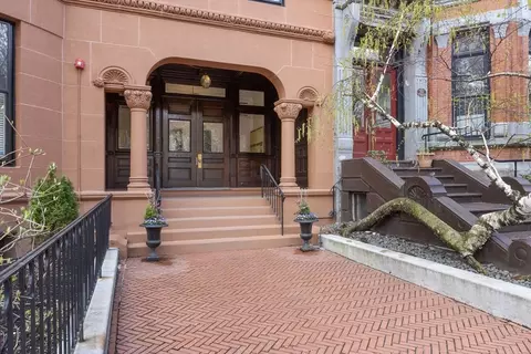 290 Commonwealth Ave #4, Boston, MA 02115