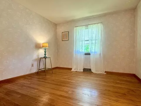 194 Brookside Cir, Northampton, MA 01062 photo 14