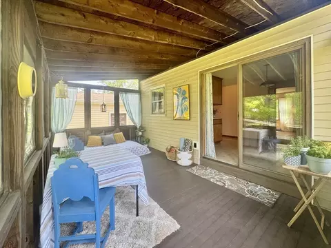 194 Brookside Cir, Northampton, MA 01062 photo 10