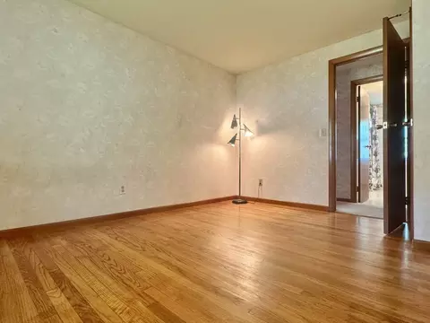194 Brookside Cir, Northampton, MA 01062 photo 15