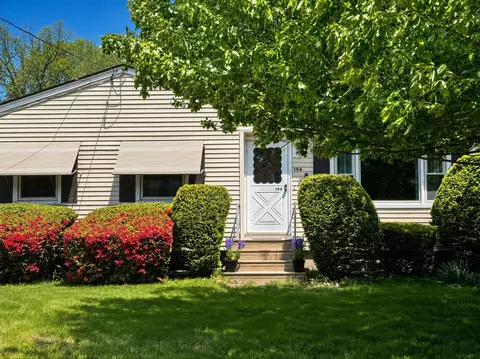 194 Brookside Cir, Northampton, MA 01062 photo 37