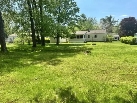 194 Brookside Cir, Northampton, MA 01062 photo 27