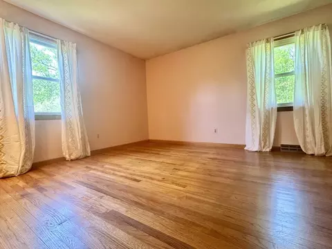 194 Brookside Cir, Northampton, MA 01062 photo 21